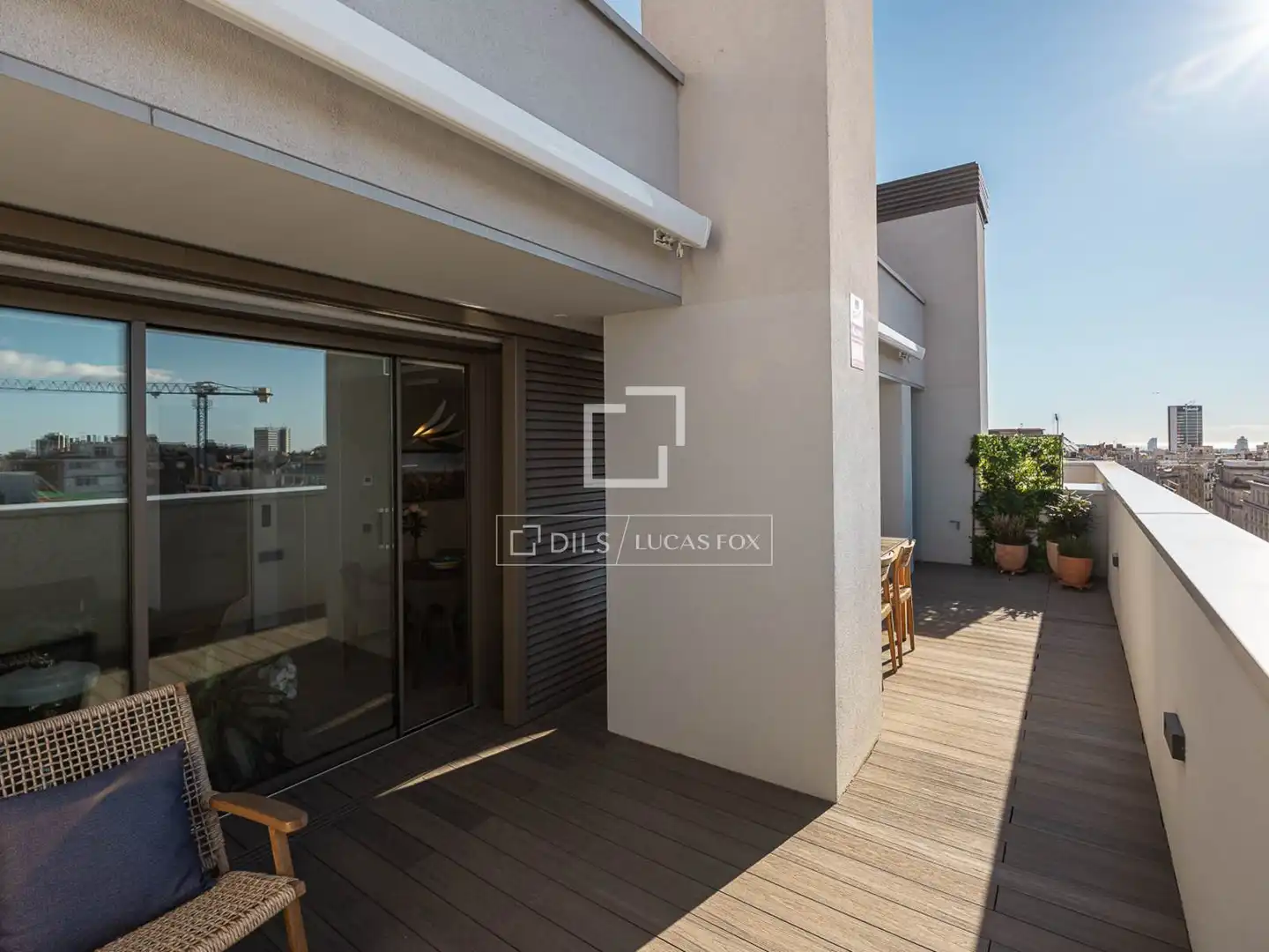 Terrasse von Dachboden zum Verkauf in Barcelona mit Klimaanlage, Heizung und Terrasse