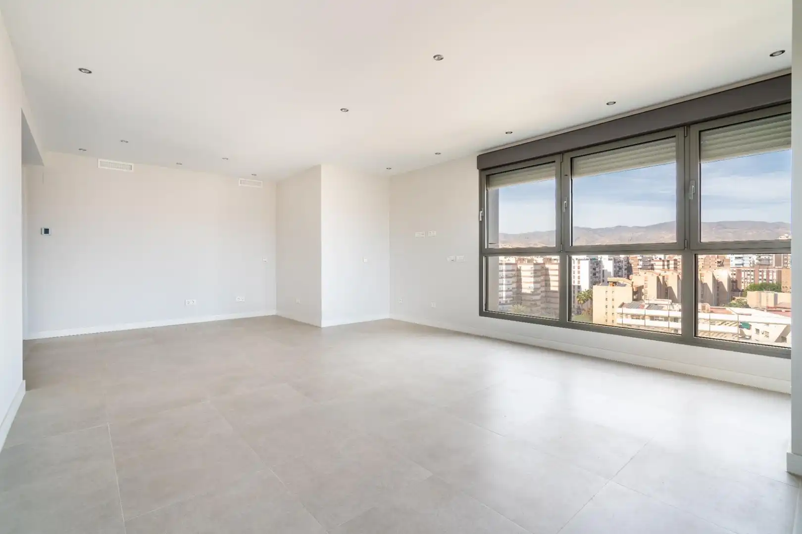 Living room of Flat for rent in Almería  with Air Conditioner, Heating and Private garden