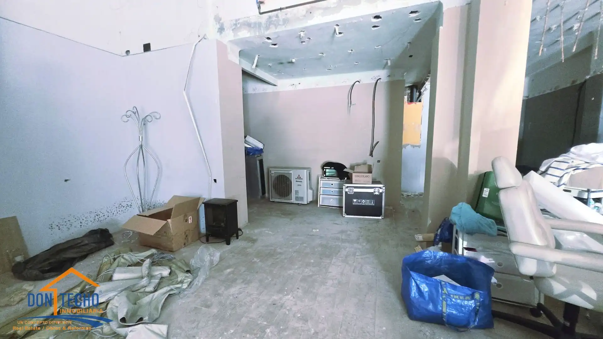 Local comercial en venda a Calle Martínez de la Rosa