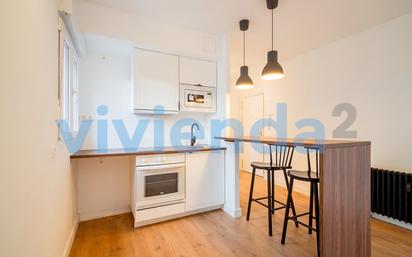 Kitchen of Flat for sale in  Madrid Capital  with Air Conditioner