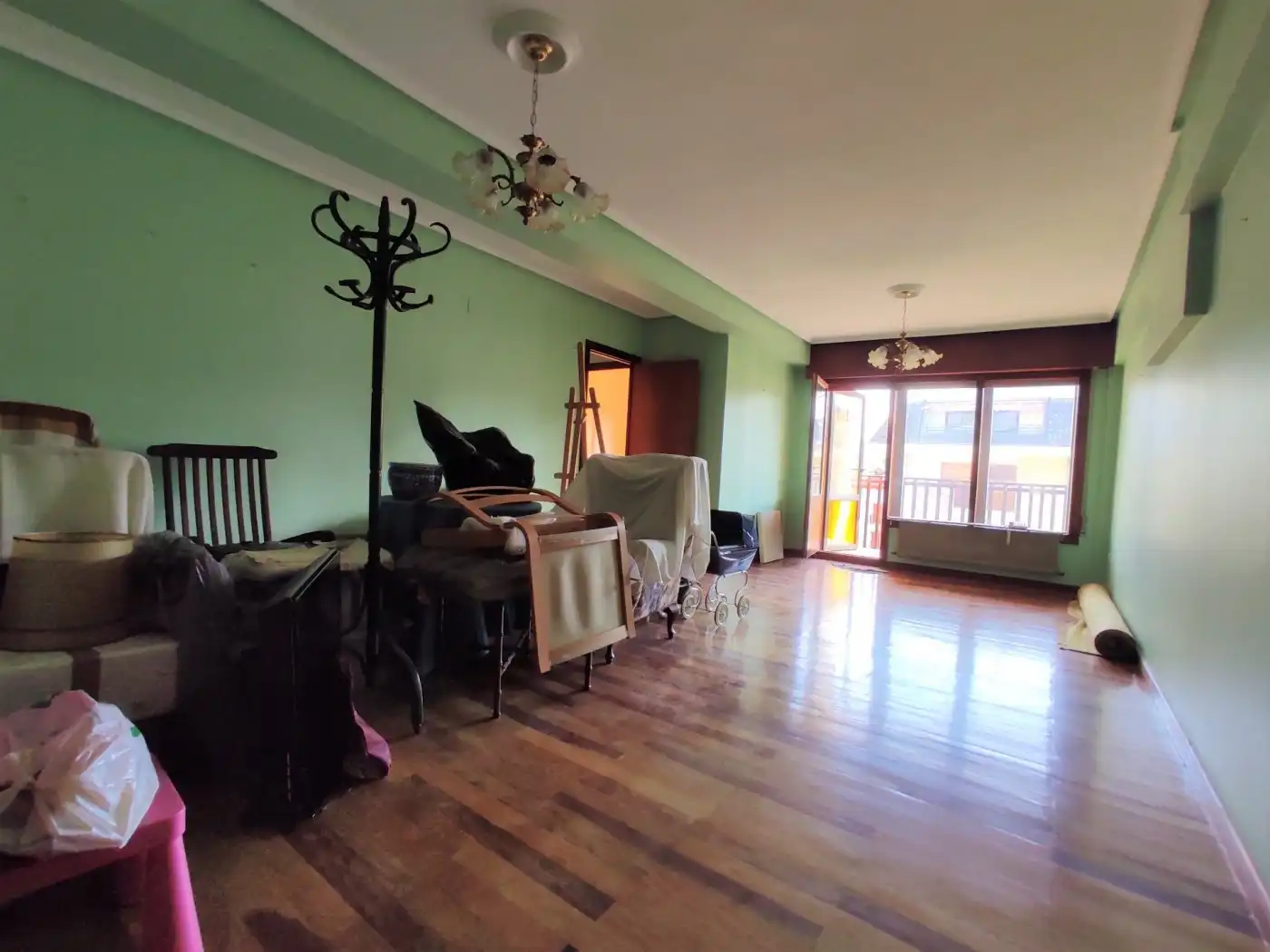 Sala de estar de Piso en venta en Artziniega con Calefacción, Jardín privado y Trastero
