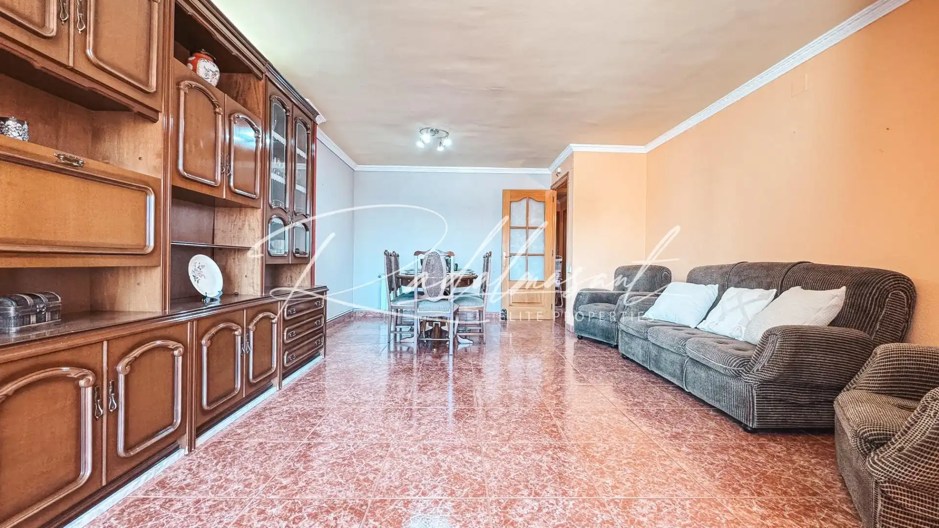 Living room of Flat for sale in Reus  with Air Conditioner, Terrace and Furnished