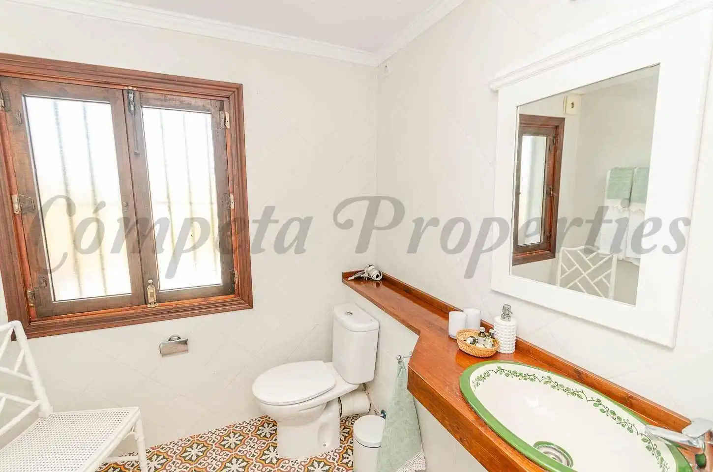 Houses for sale in Canillas de Albaida, Málaga