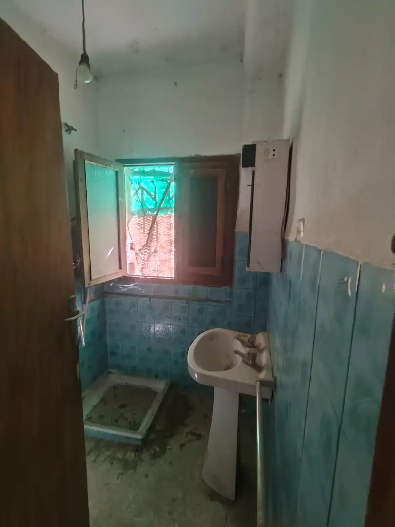 Bany de Casa o xalet en venda en Baza amb Moblat