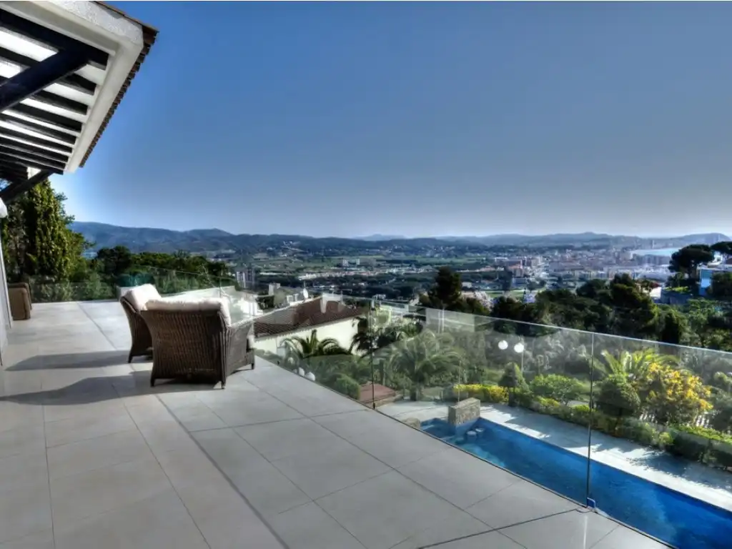 Casa amb piscina en venda a Torre Valentina - Mas Vilar de La Mutxada - Treumal, imagen 3