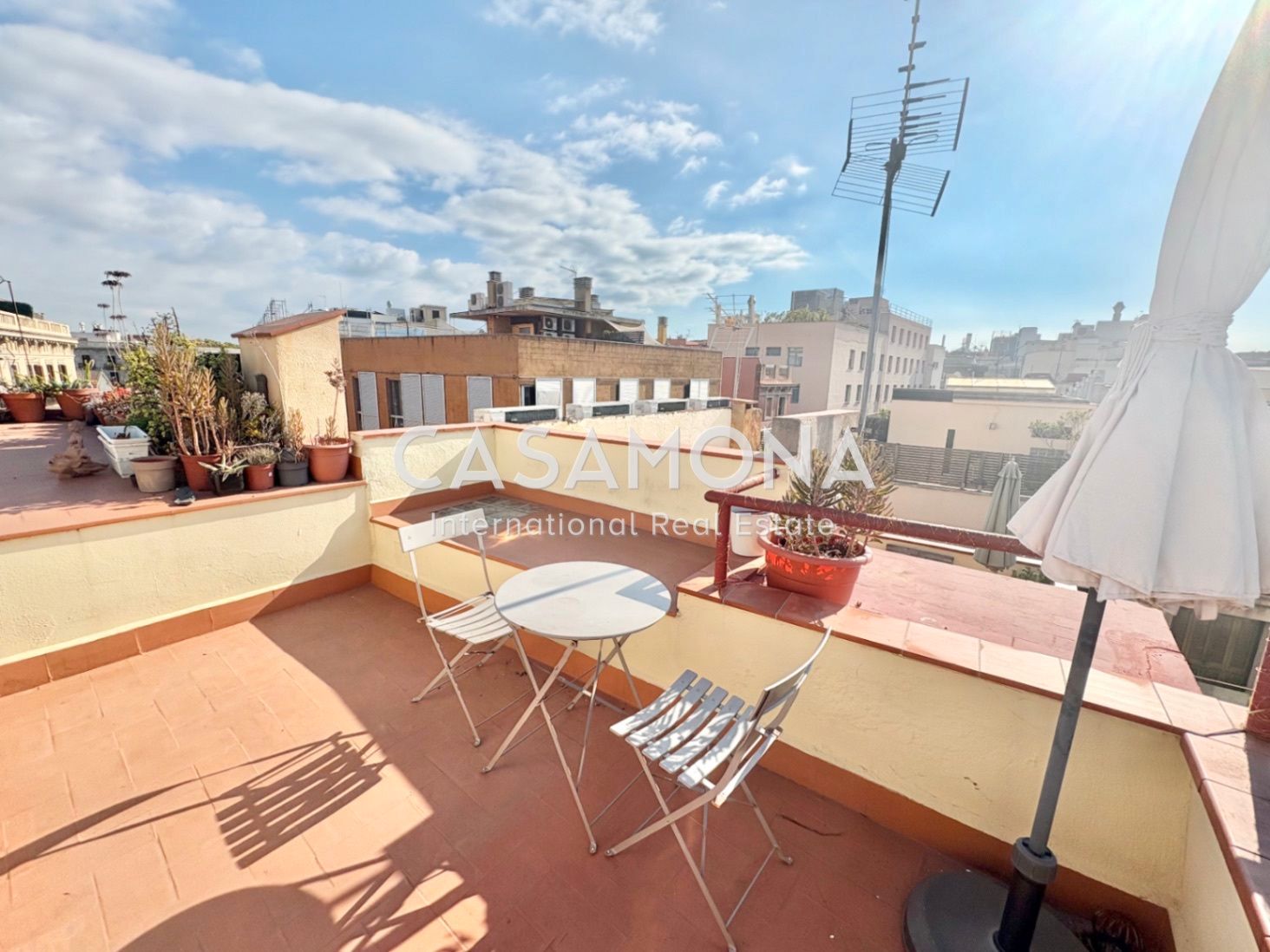 Terraza de Dúplex en venta en  Barcelona Capital con Aire acondicionado, Terraza y Balcón