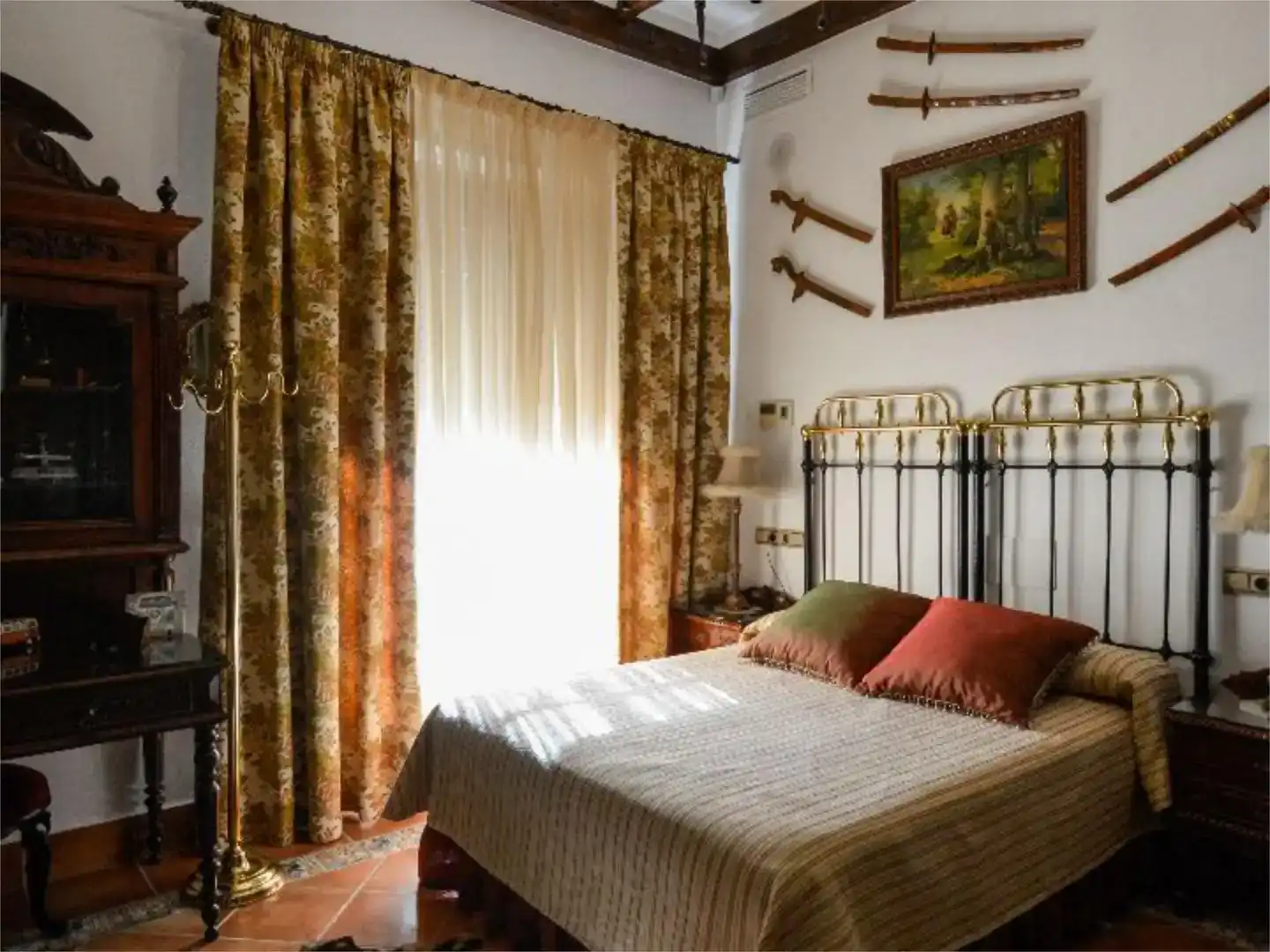 Schlafzimmer von Country house zum Verkauf in Alhaurín El Grande mit Klimaanlage, Schwimmbad und Balkon