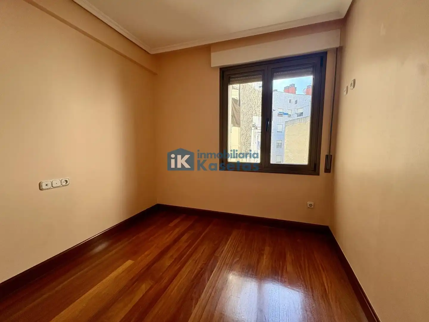 Flat with lift for sale in Centro - Ariz - Uribarri, imagen 11