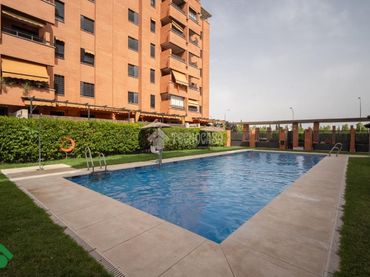 Piso con balcón en venta en Noroeste