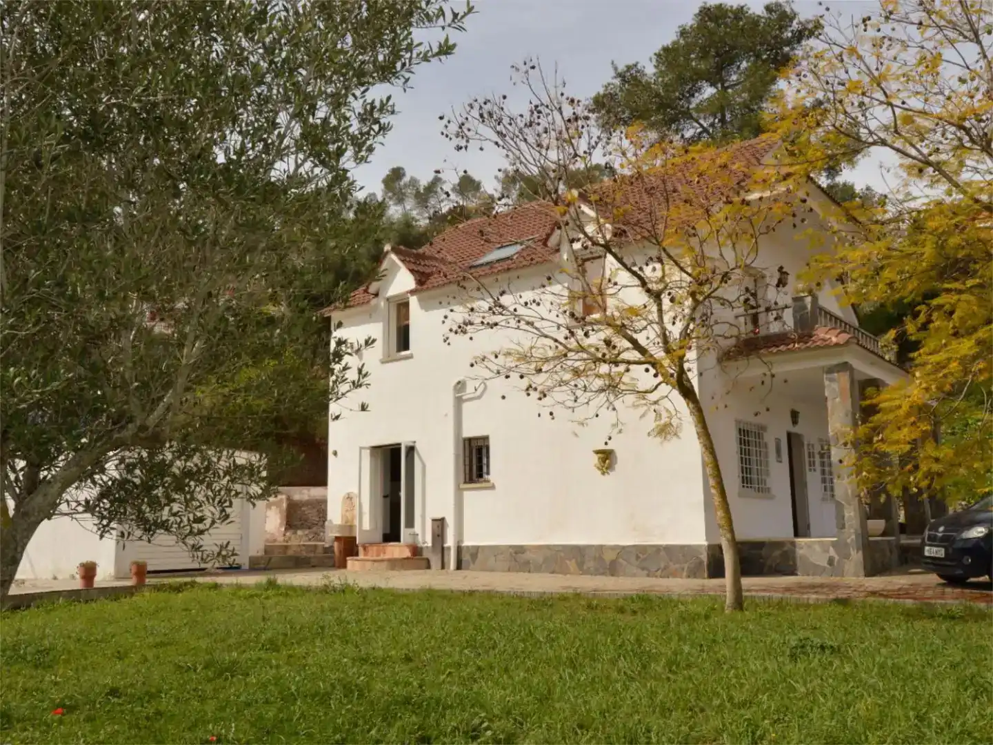 Vista exterior de Casa o xalet en venda en Sant Pere de Ribes amb Aire condicionat, Piscina i Balcó
