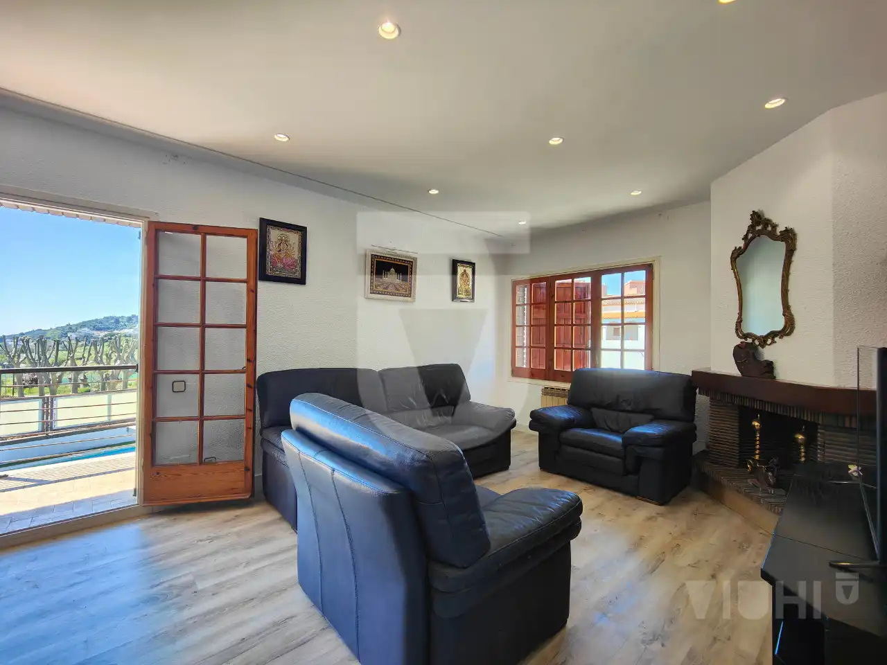 Sala de estar de Casa o chalet en venta en Tiana con Aire acondicionado, Calefacción y Jardín privado