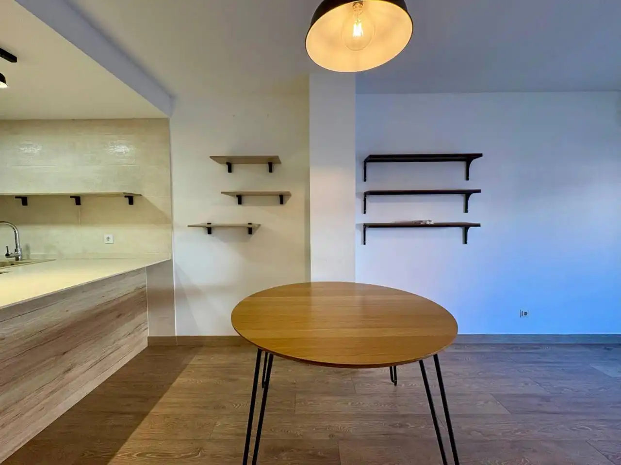 Flat with terrace to rent in Calle Tinent Coronel Sagués, imagen 6