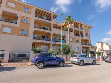 Pis amb balcó en venda a Orihuela Costa