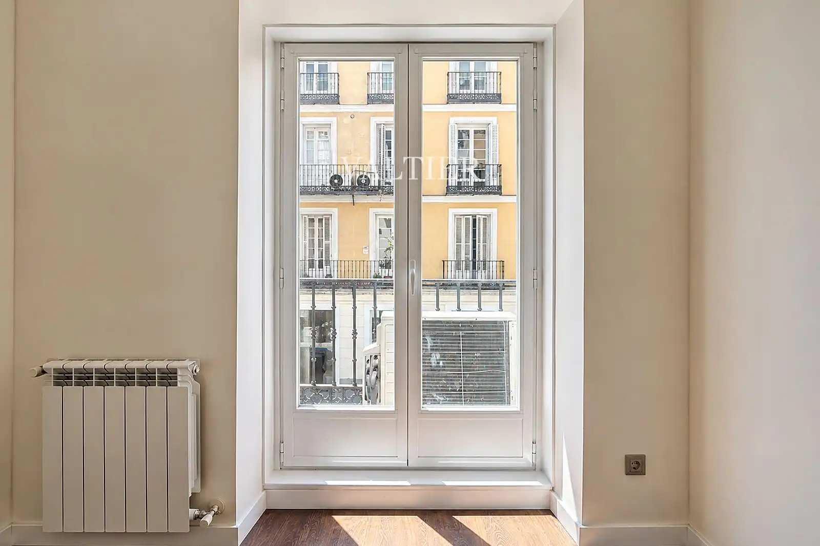 Balcony of Flat for rent in Madrid  with Air Conditioner
