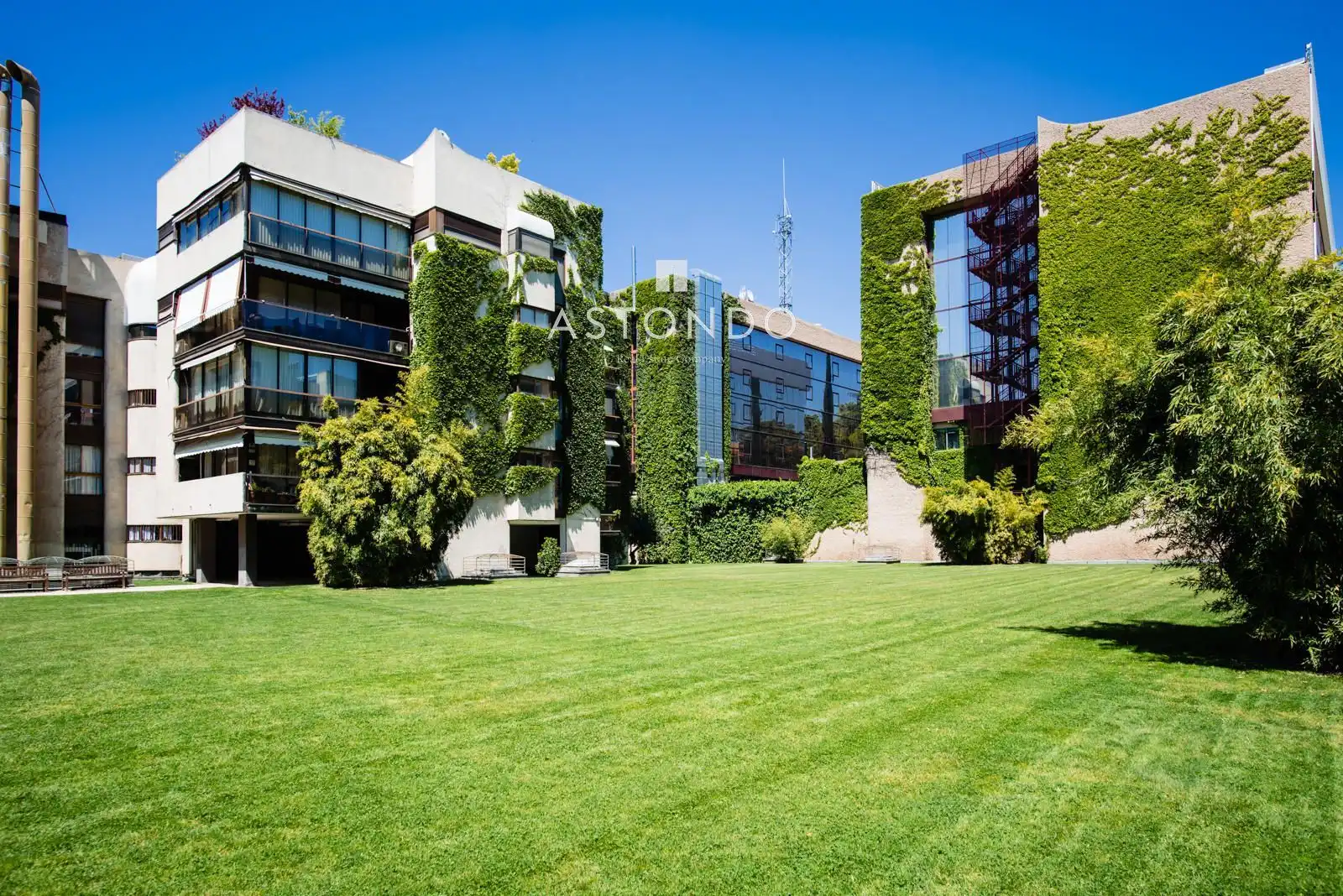 Vista exterior de Piso en venta en Madrid con Aire acondicionado, Calefacción y Terraza