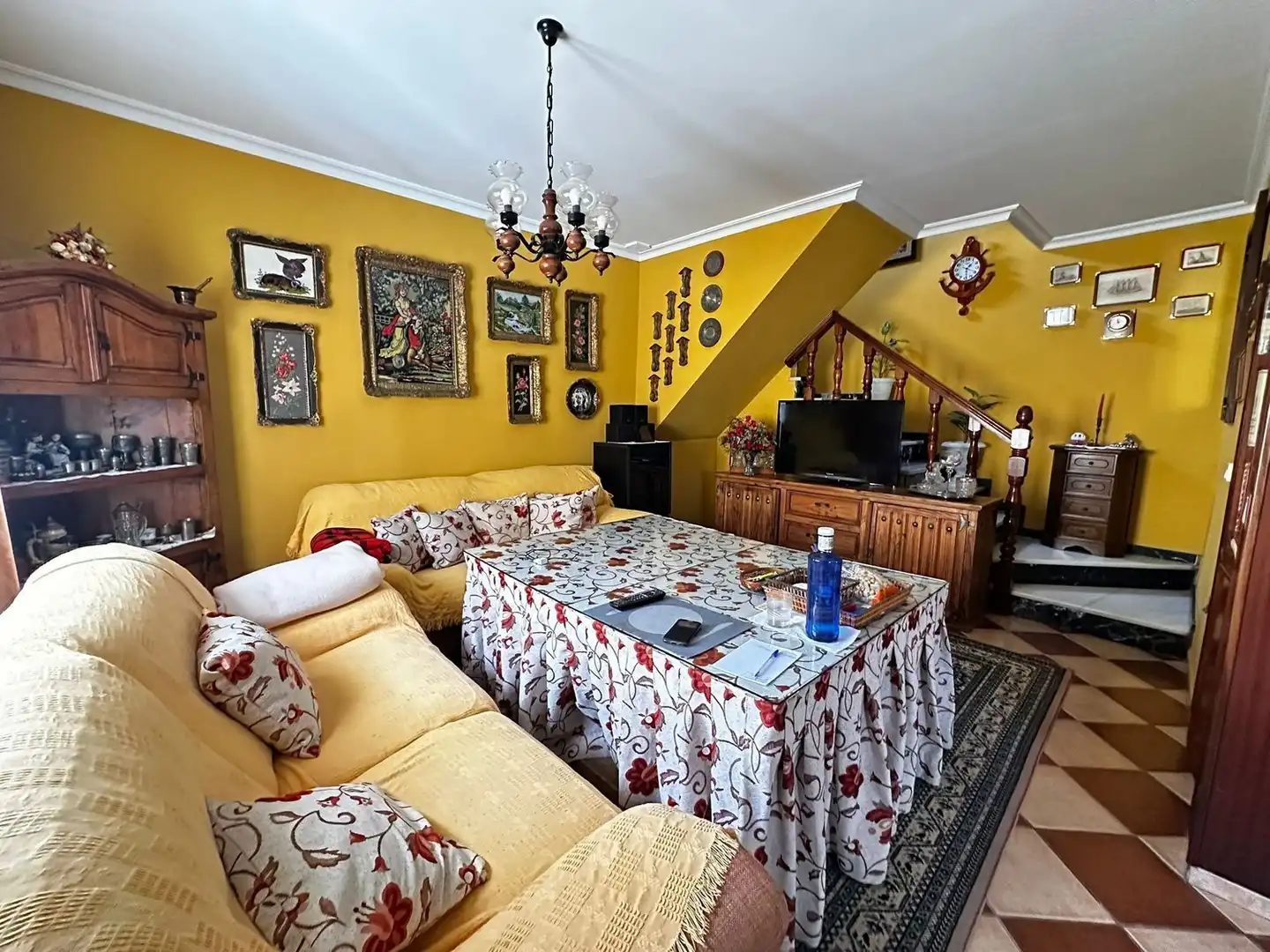 Living room of Houses for sale in Algeciras  with Terrace and Community pool