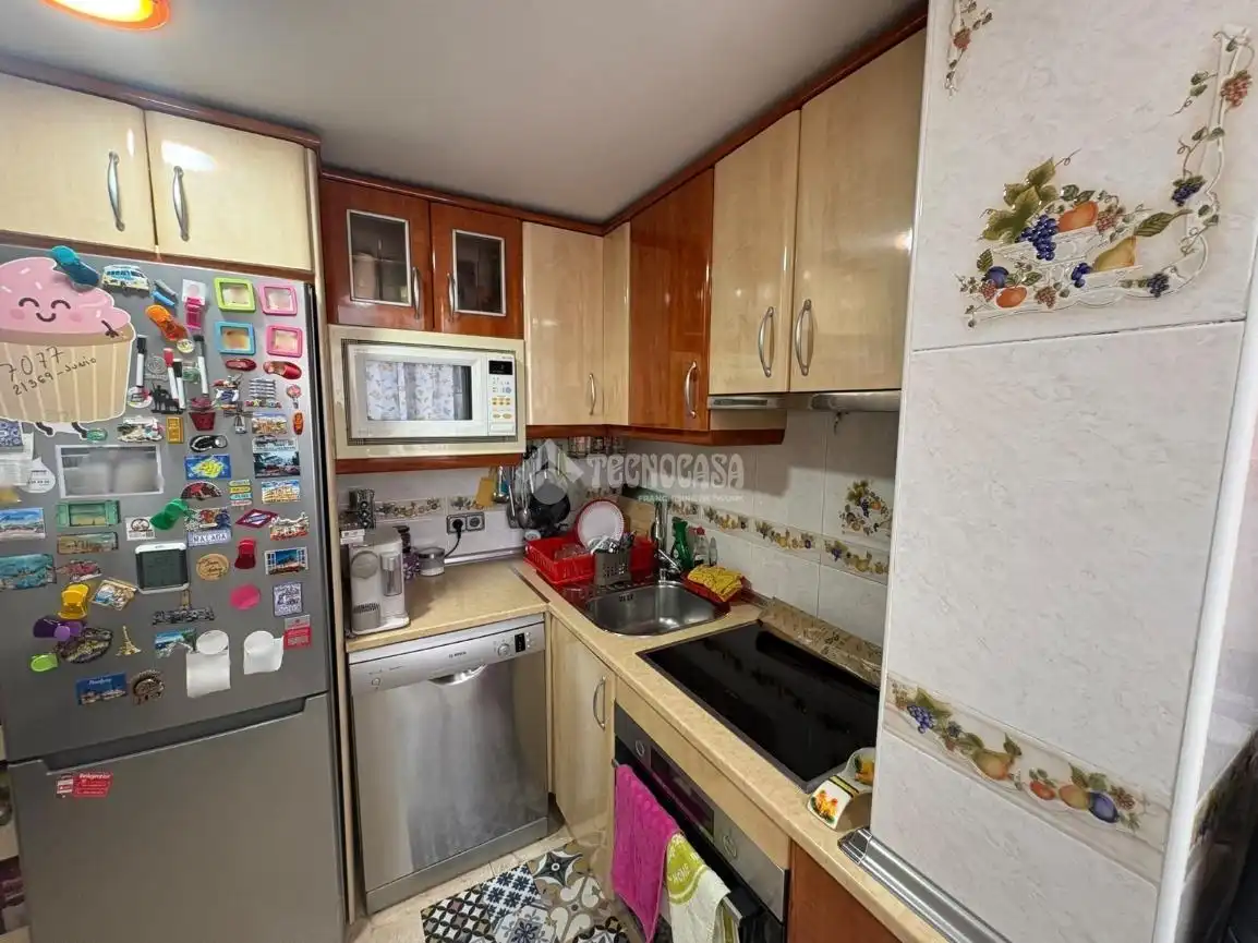 Cocina de Piso en venta en San Fernando de Henares con Aire acondicionado, Calefacción y Parquet