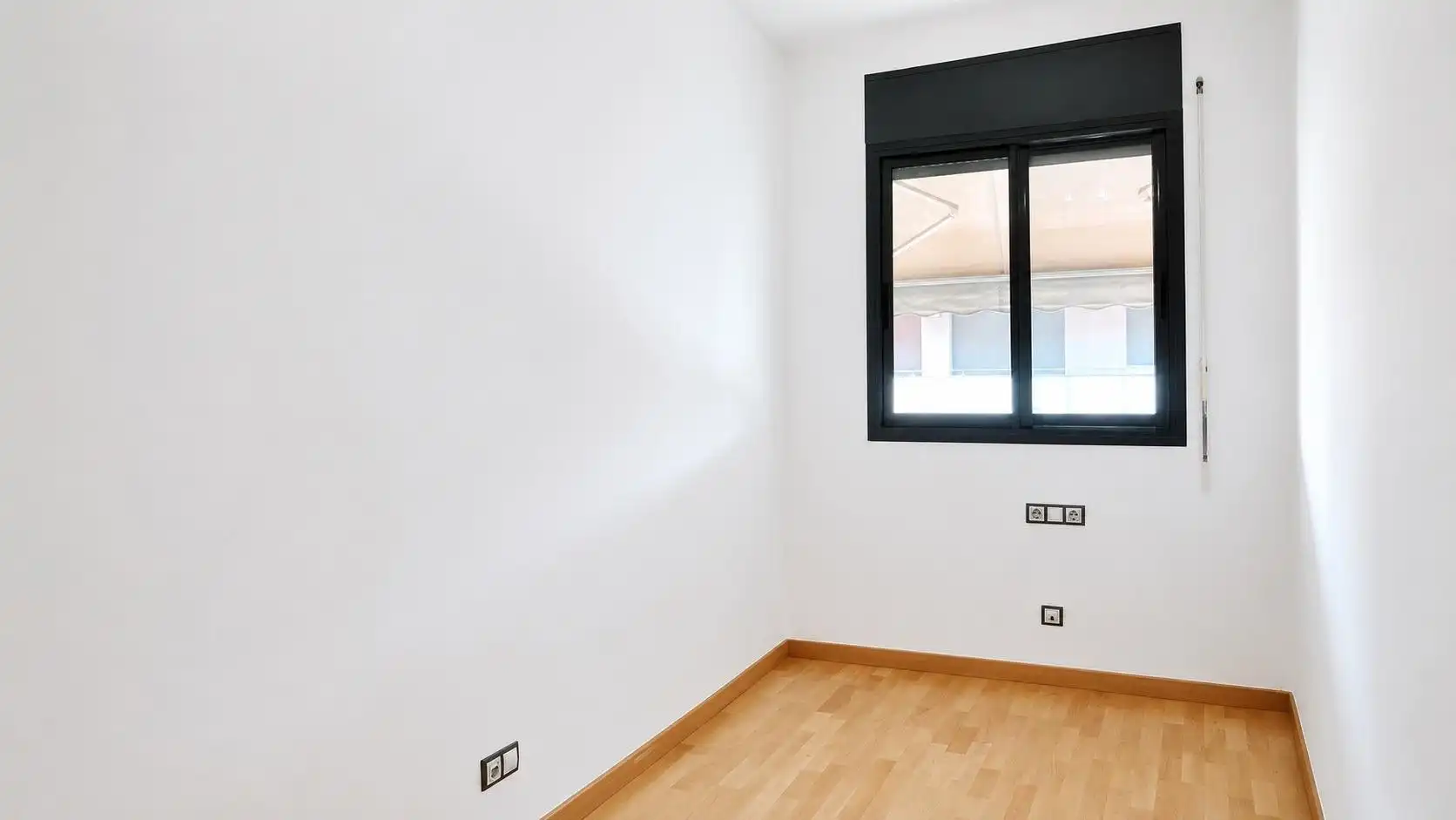 Habitación de Piso de alquiler en Badalona con Calefacción, Parquet y Terraza