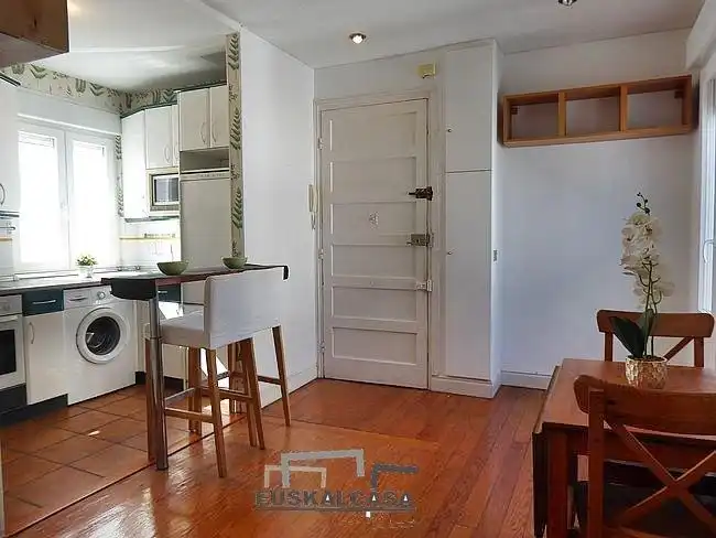 Cocina de Piso en venta en Bilbao  con Calefacción y Balcón