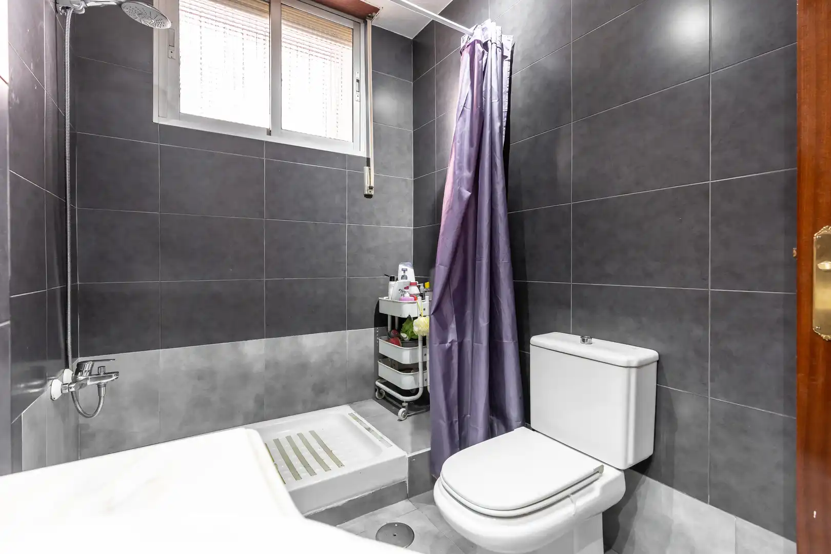 Baño de Piso en venta en Madrid con Calefacción