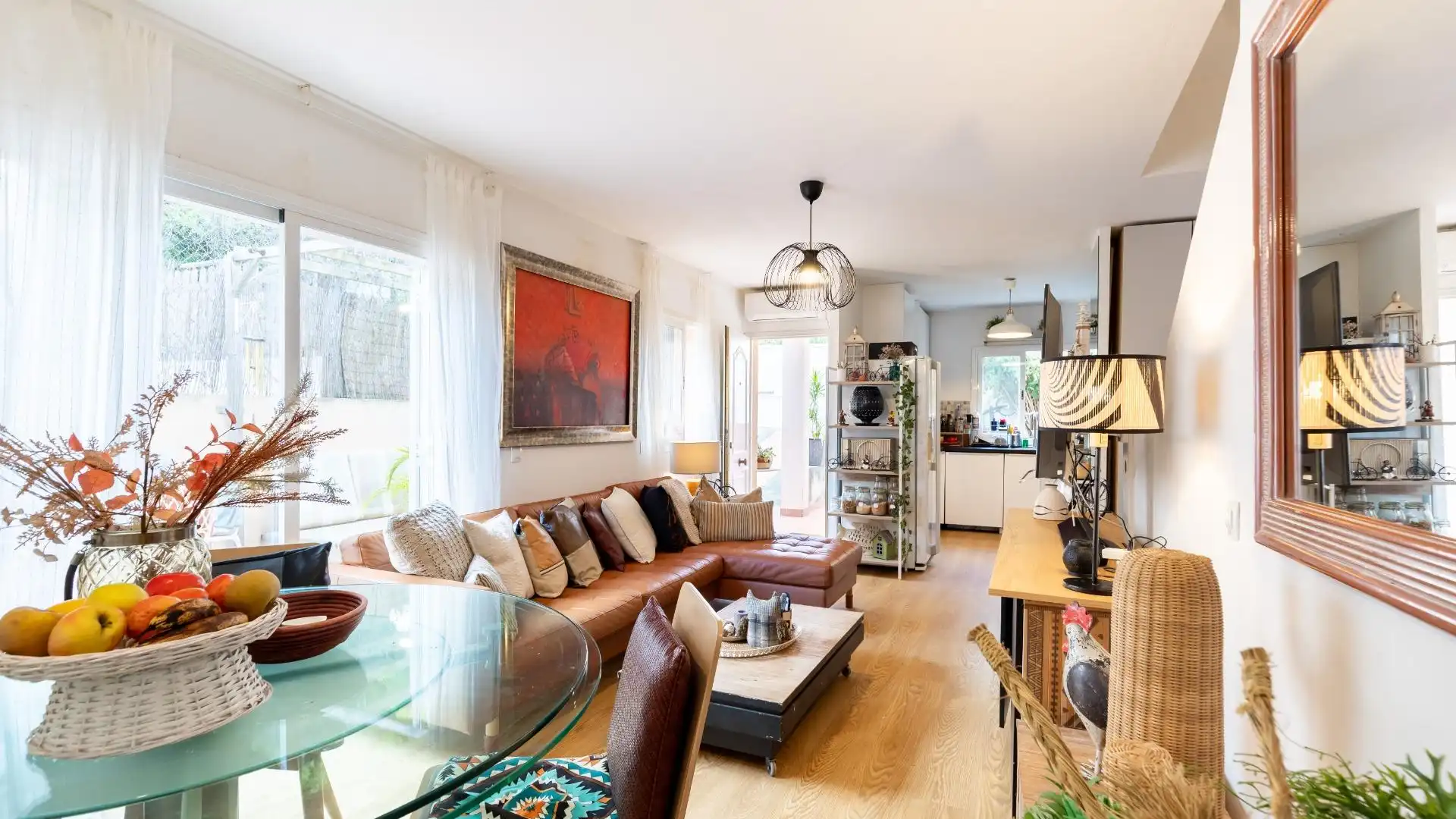 Sala d'estar de Casa adosada en venda en  Palma de Mallorca amb Aire condicionat, Jardí privat i Parquet