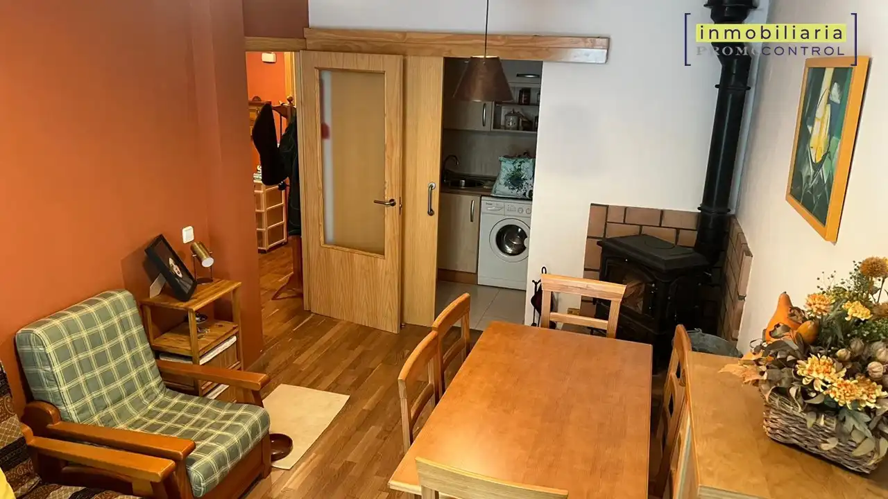 Piso en venta en Canfranc, Huesca