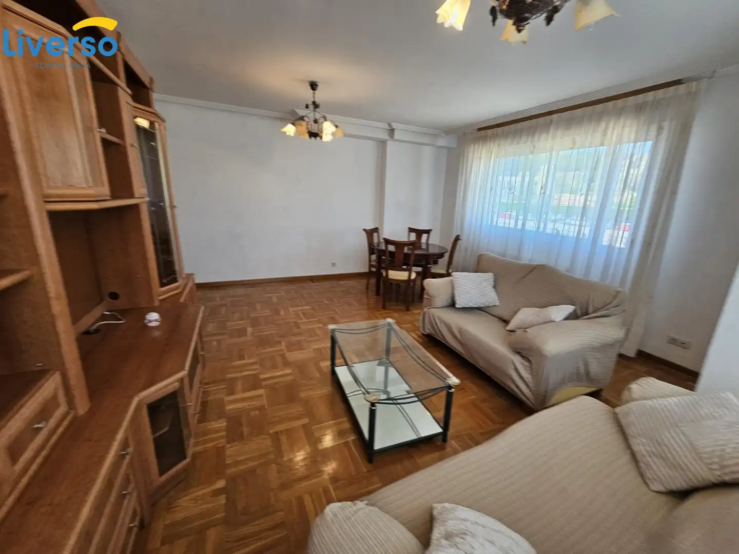 Sala de estar de Piso de alquiler en Burgos con Calefacción, Terraza y Amueblado