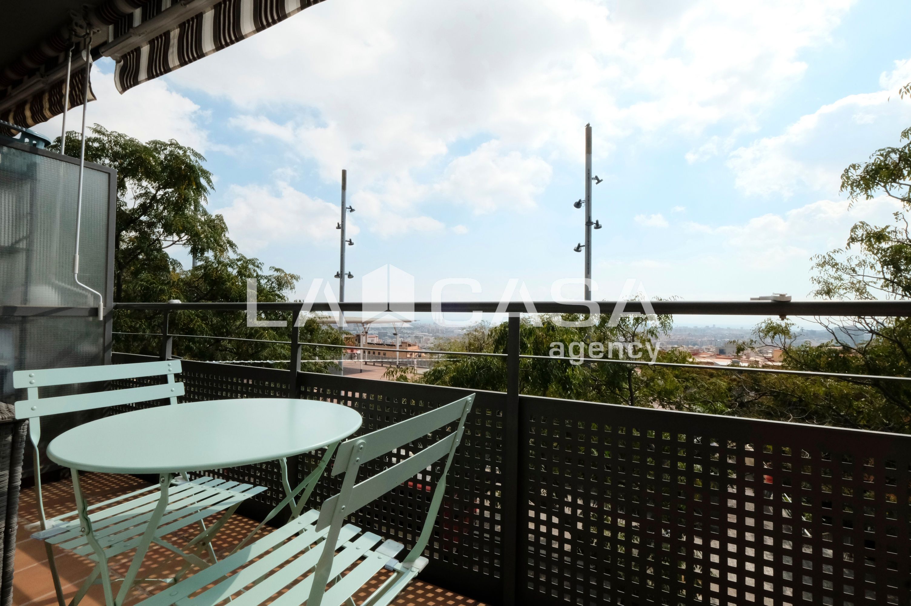 Terrace of Flat for sale in  Barcelona Capital  with Heating, Storage room and Balcony
