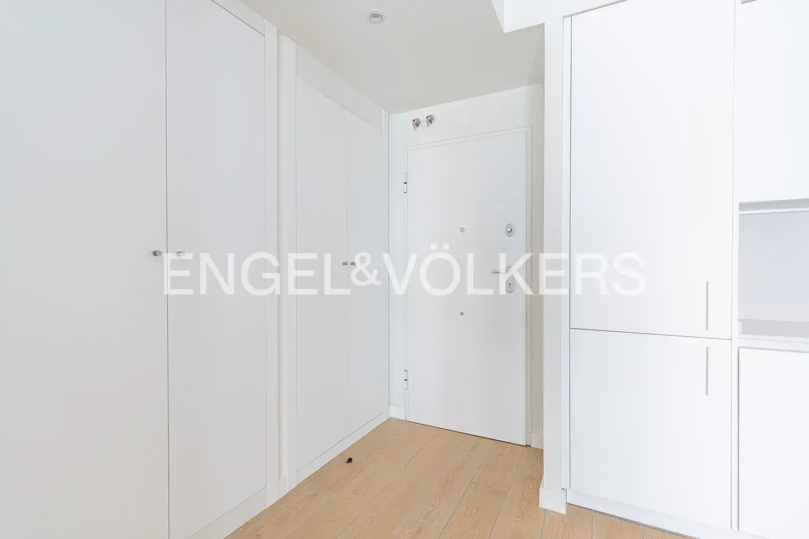Flat for rent in Madrid  with Air Conditioner, Heating and Swimming Pool