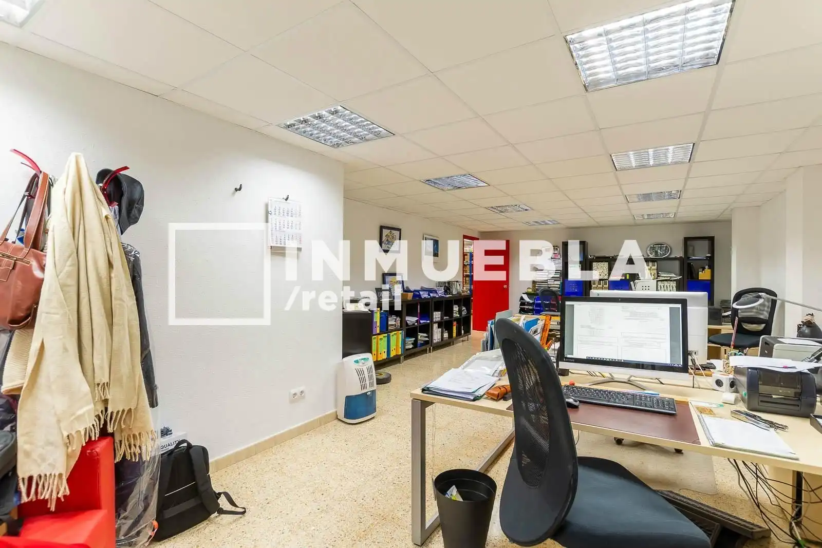Local en venta en Barcelona con Aire acondicionado, Terraza y Alarma