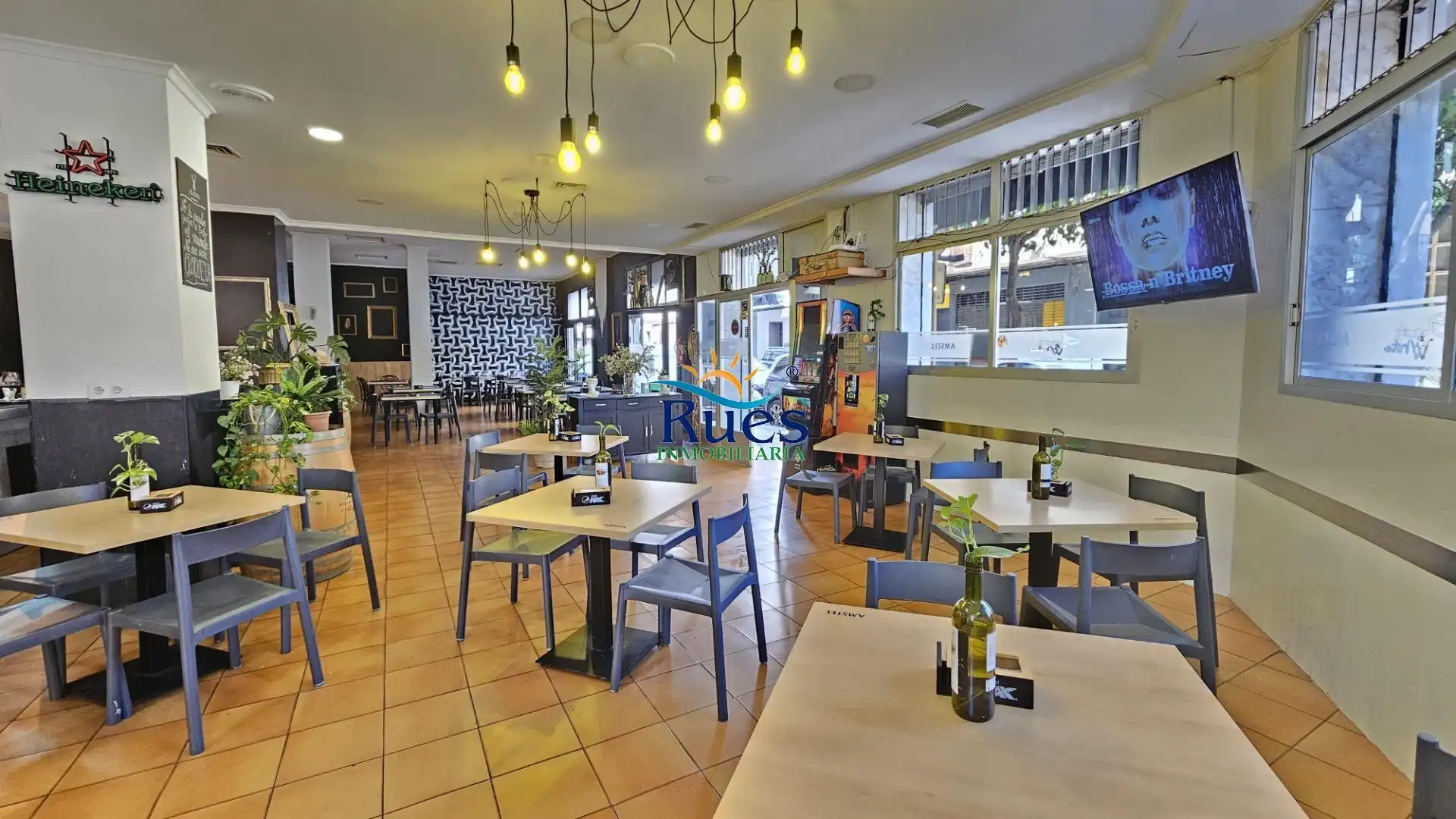 Business premises for transfer in Calle Torre blanca, imagen 10