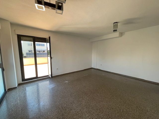 Flat for sale in Alicante / Alacant  with Air Conditioner and Furnished
