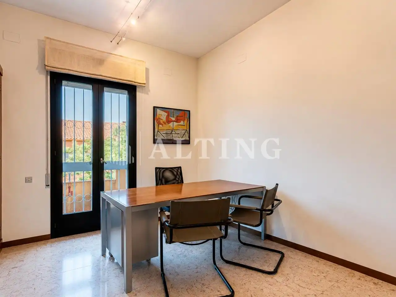 Office for rent in Barcelona  with Heating and Furnished