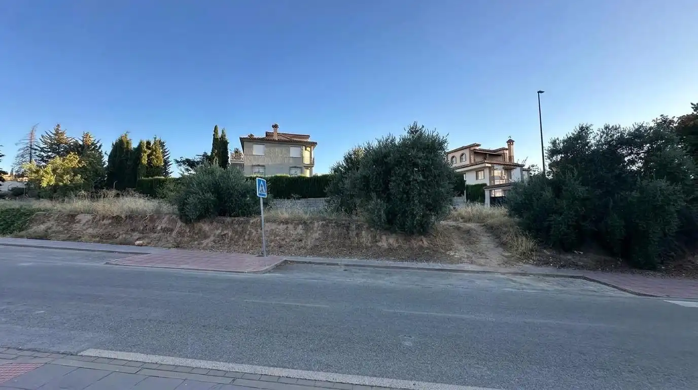 Wohnbaugrundstück zum Verkauf in Calle PINTOR MANUEL GOMEZ MOREN, imagen 5
