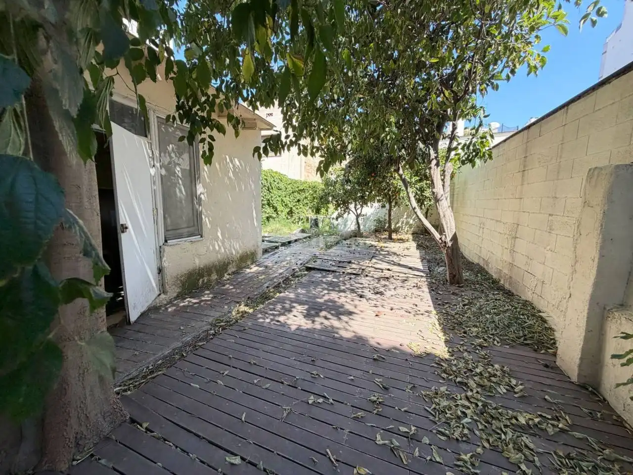 Vista exterior de Finca rústica en venta en Figueres con Aire acondicionado, Calefacción y Jardín privado