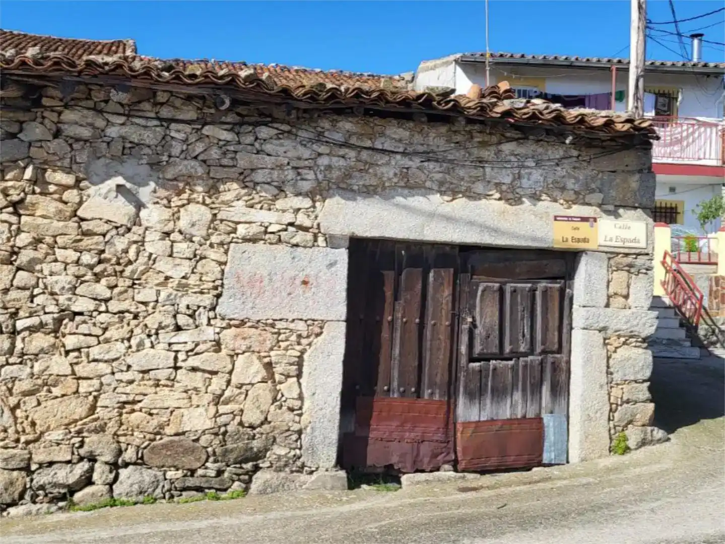 Vista exterior de Casa adosada en venda en Valdefuentes de Sangusín, Salamanca