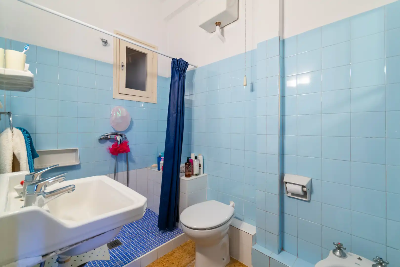 Bathroom of Flat for sale in Barcelona  with Heating, Terrace and Balcony