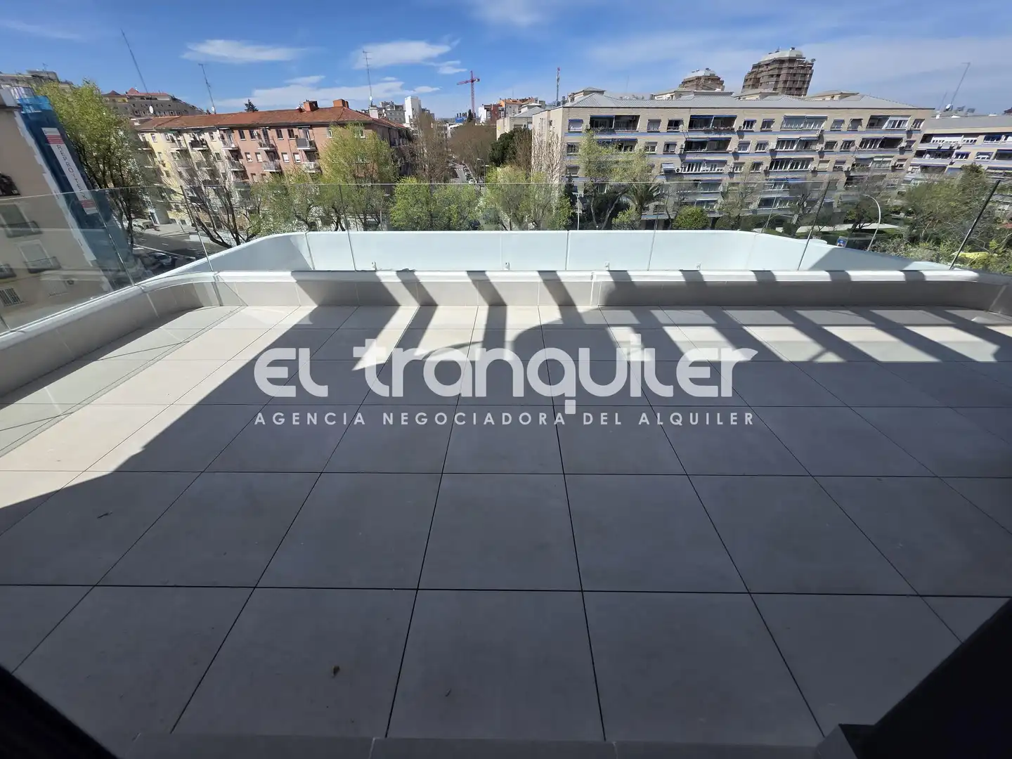 Terrace of Flat for rent in Madrid  with Air Conditioner, Terrace and Storage room