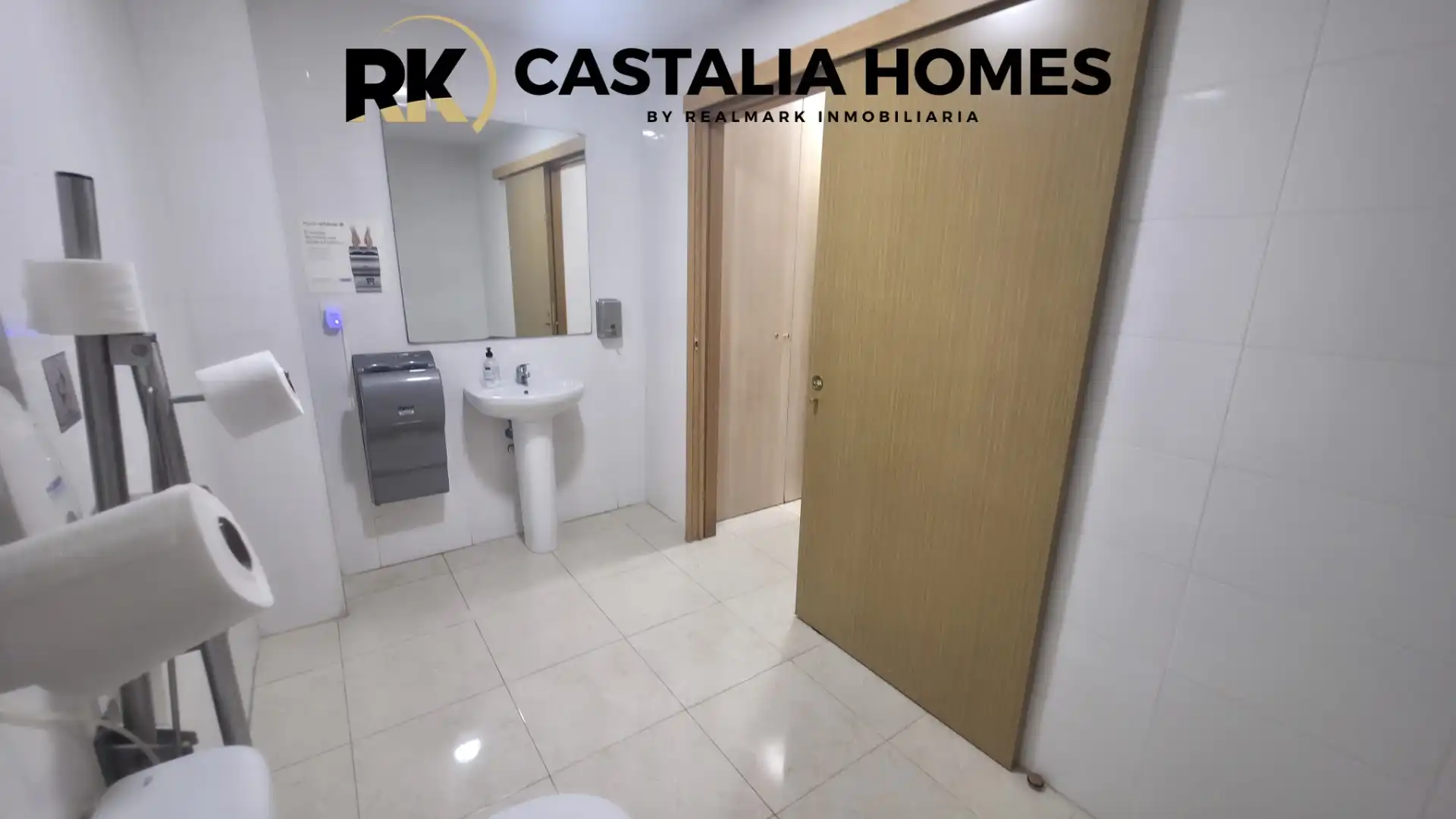 Business premises for transfer in Plaça de l'Hort dels Corders 5, imagen 32