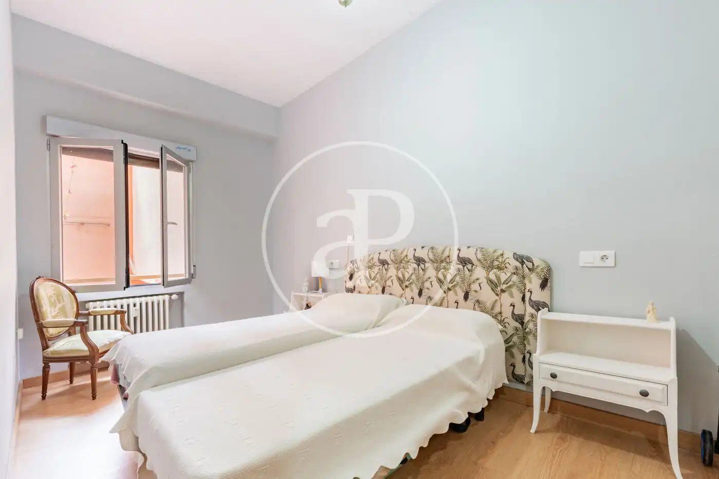 Bedroom of Flat for sale in Madrid  with Heating, Terrace and Storage room
