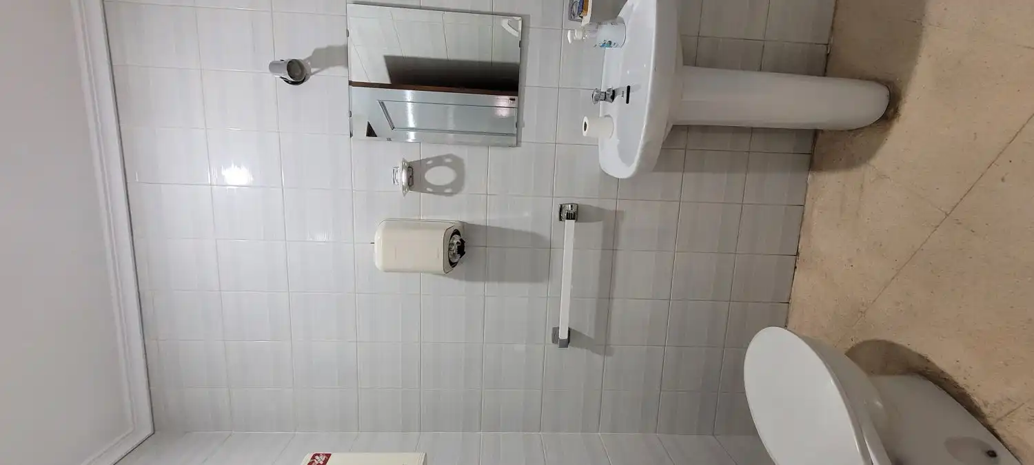 Bathroom of Office for rent in Albacete  with Air Conditioner and Heating