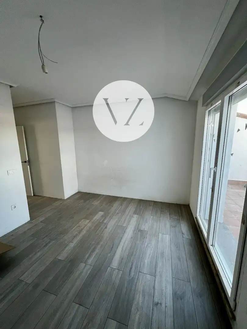 Habitación de Ático en venta en Pelabravo con Calefacción, Terraza y Piscina
