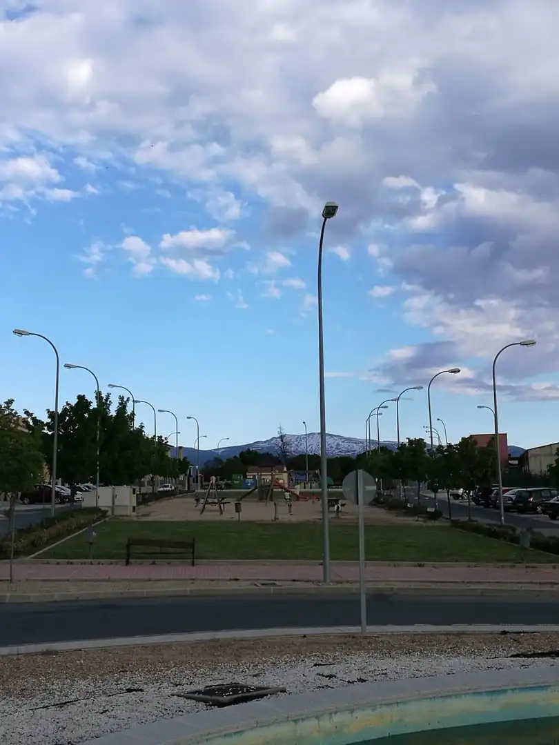 Vista exterior de Terreny industrial en venda en La Lastrilla 