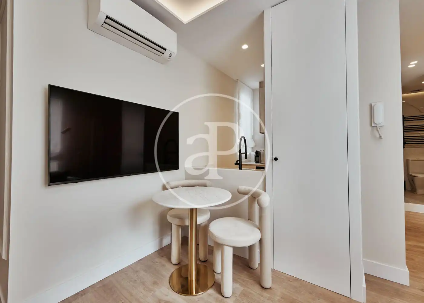 Kitchen of Flat for sale in Madrid  with Air Conditioner, Heating and Furnished
