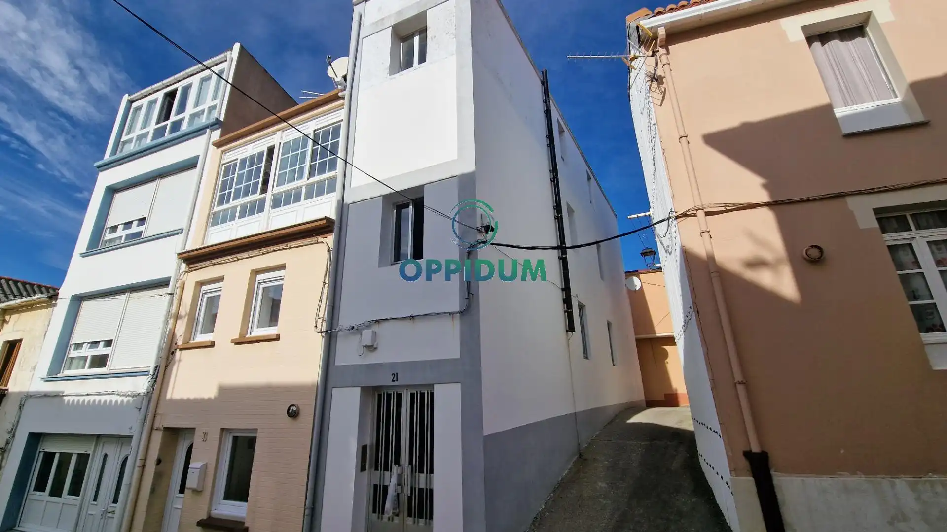 Vista exterior de Piso en venta en Cariño con Trastero