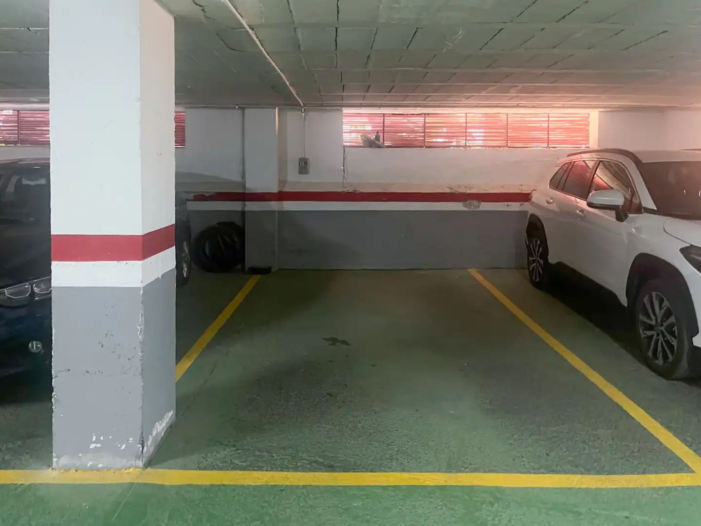 Garage for rent in La Calzada - La Florida