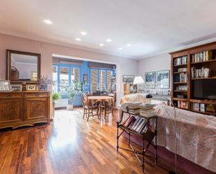 Sala d'estar de Apartament en venda en  Barcelona Capital amb Aire condicionat, Calefacció i Parquet
