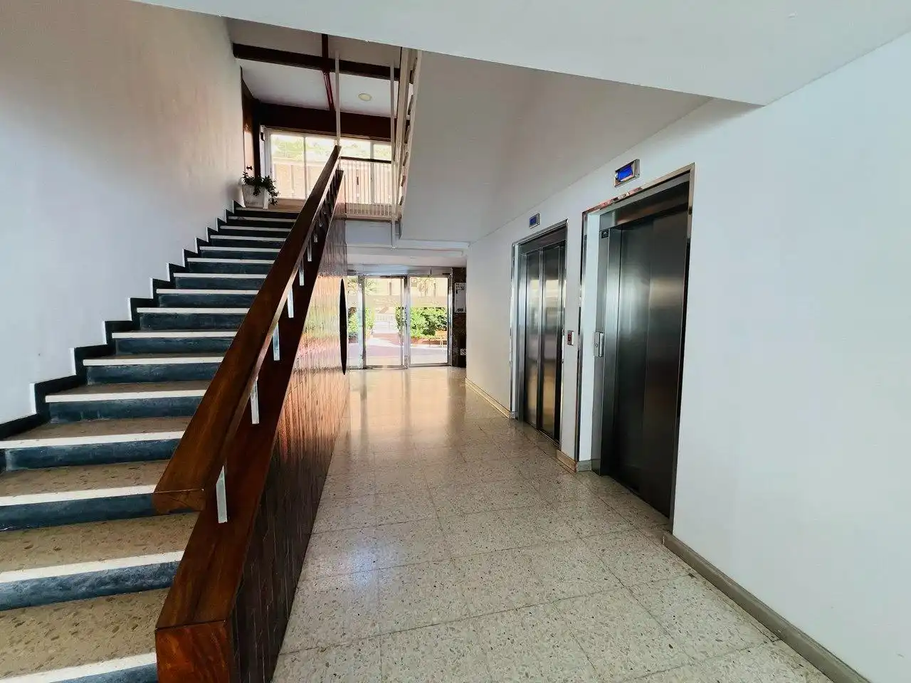 Flat for sale in Alicante / Alacant  with Air Conditioner, Heating and Private garden