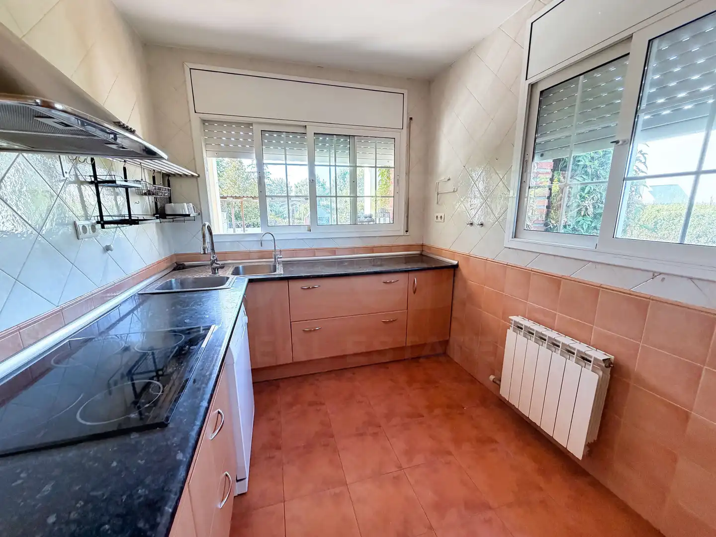 Cocina de Casa o chalet de alquiler en Pallejà con Calefacción y Terraza