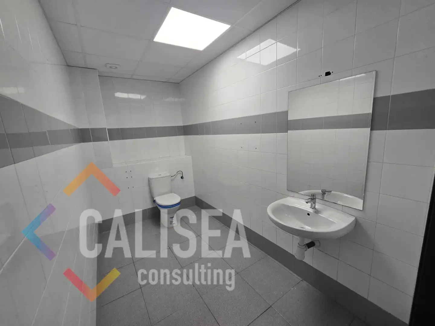 Office space with lift to rent in Avinguda Baix Llobregat 9, imagen 14